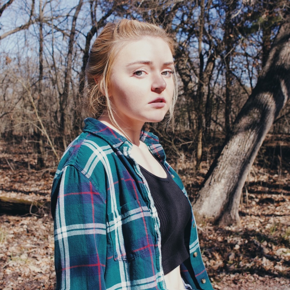 Meet your Posher, Mikaela